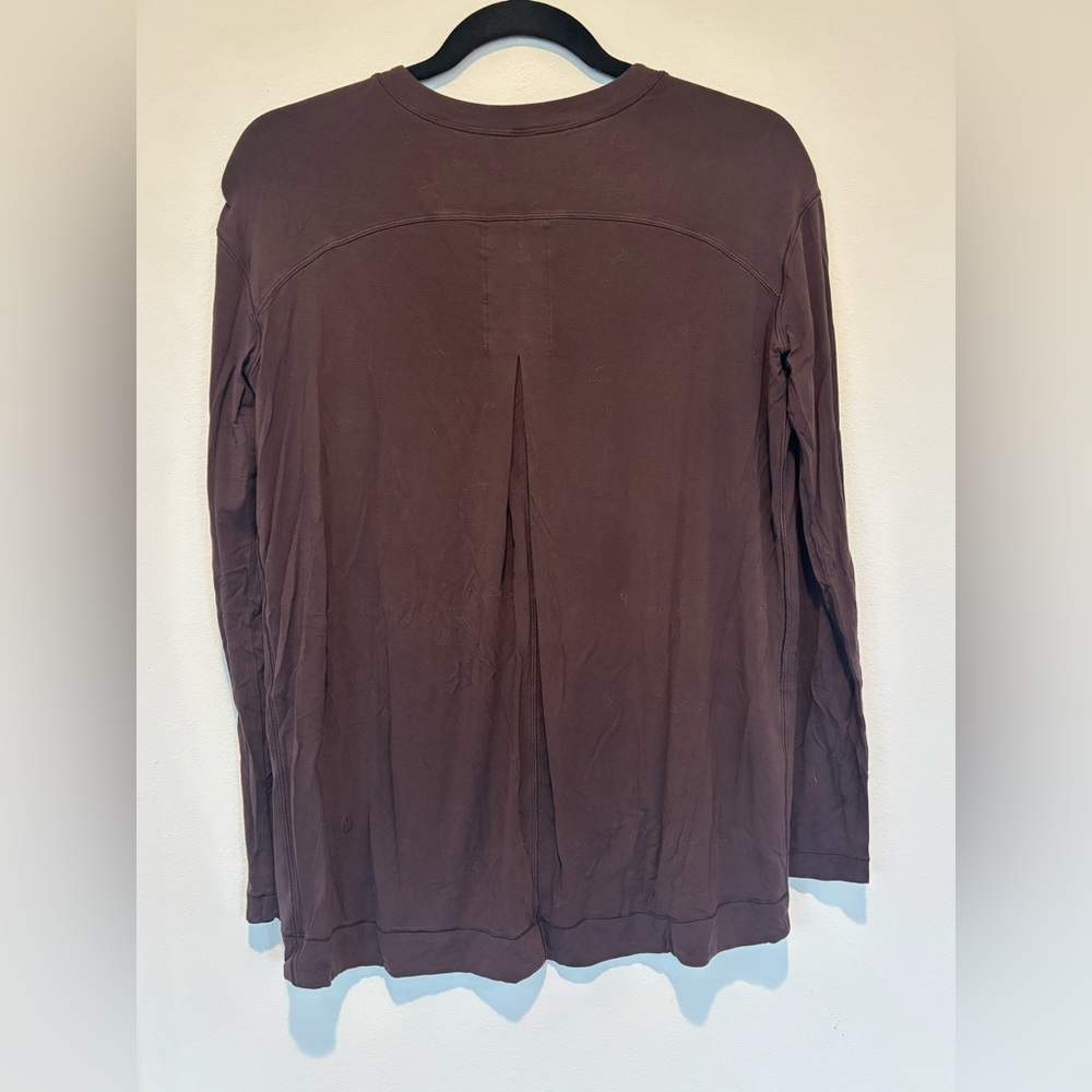 lululemon athletica Brown Long Sleeve Tee - Picture 2 of 3